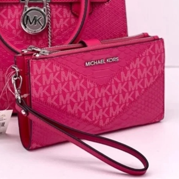 Michael Kors Jet Set travel double zip wristlet, wallet, clutch Electric Pink - Picture 6 of 6